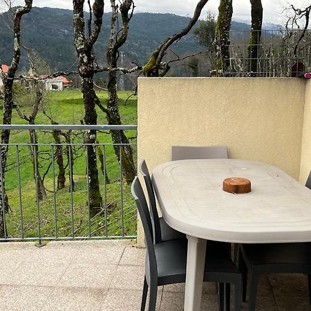 Appartamento Casa De Casarelhos - Vistas Rio, Campo E Montanha - Lareira Geres Esterno foto
