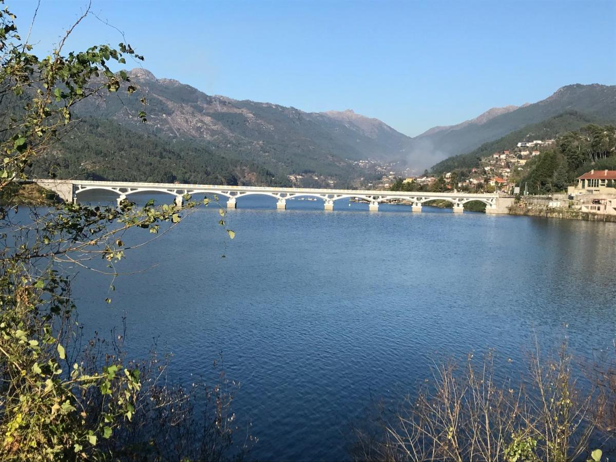 Appartamento Casa De Casarelhos - Vistas Rio, Campo E Montanha - Lareira Geres Esterno foto