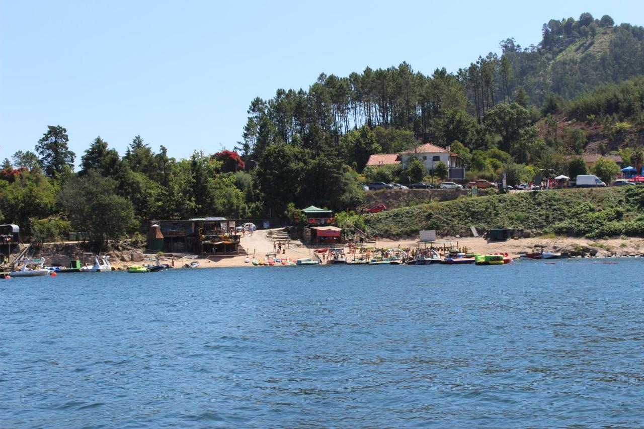 Appartamento Casa De Casarelhos - Vistas Rio, Campo E Montanha - Lareira Geres Esterno foto