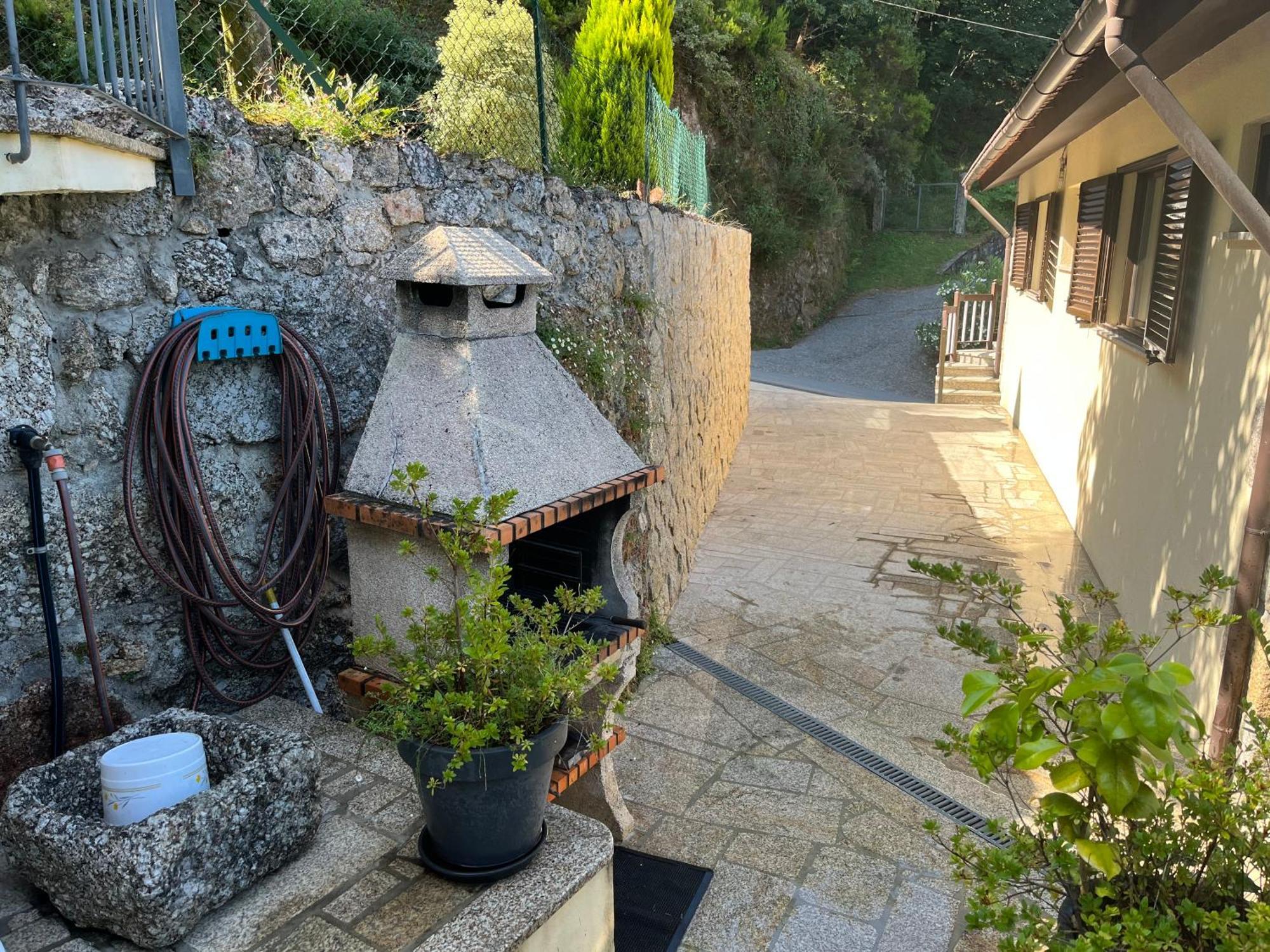 Appartamento Casa De Casarelhos - Vistas Rio, Campo E Montanha - Lareira Geres Esterno foto