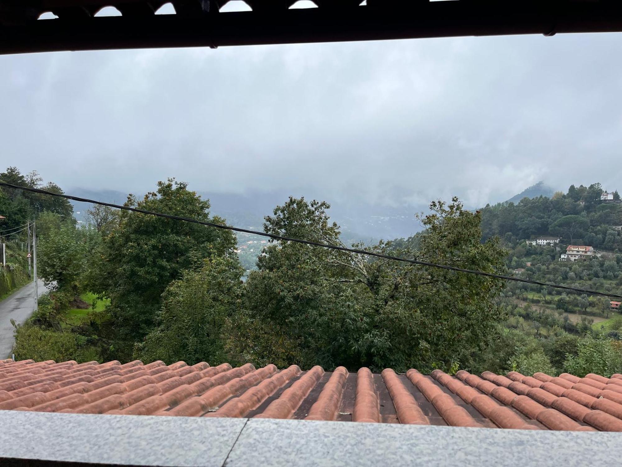 Appartamento Casa De Casarelhos - Vistas Rio, Campo E Montanha - Lareira Geres Esterno foto