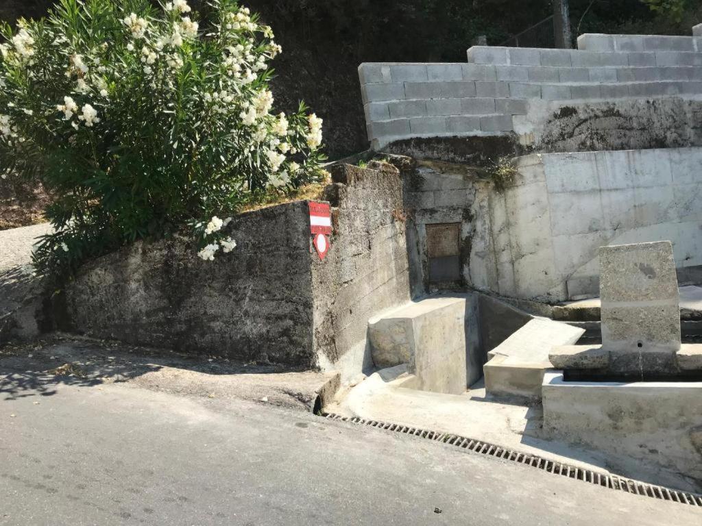 Appartamento Casa De Casarelhos - Vistas Rio, Campo E Montanha - Lareira Geres Esterno foto