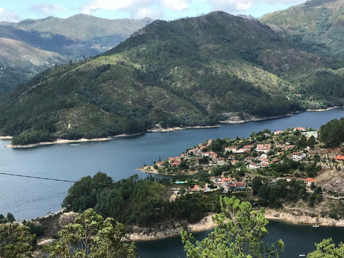 Appartamento Casa De Casarelhos - Vistas Rio, Campo E Montanha - Lareira Geres Esterno foto