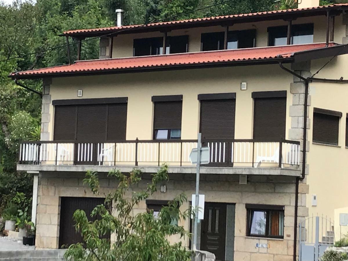 Appartamento Casa De Casarelhos - Vistas Rio, Campo E Montanha - Lareira Geres Esterno foto